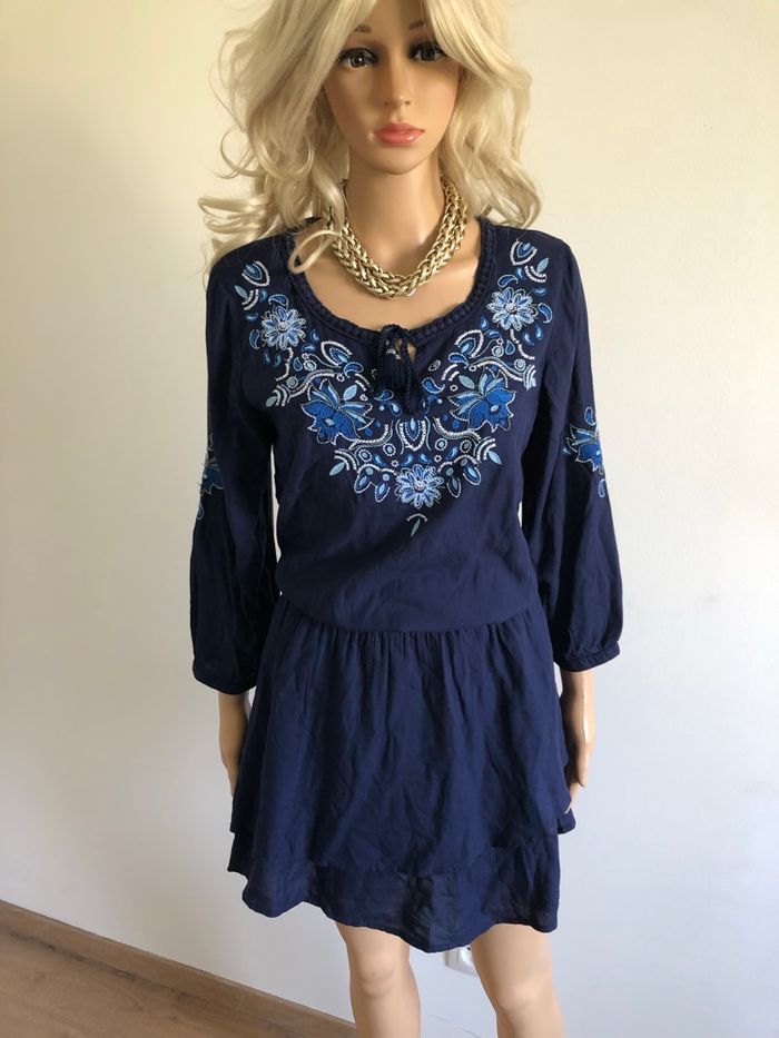 Robe bleue marine à manches longues Breal taille 38 état satisfaisant (avec défaut)