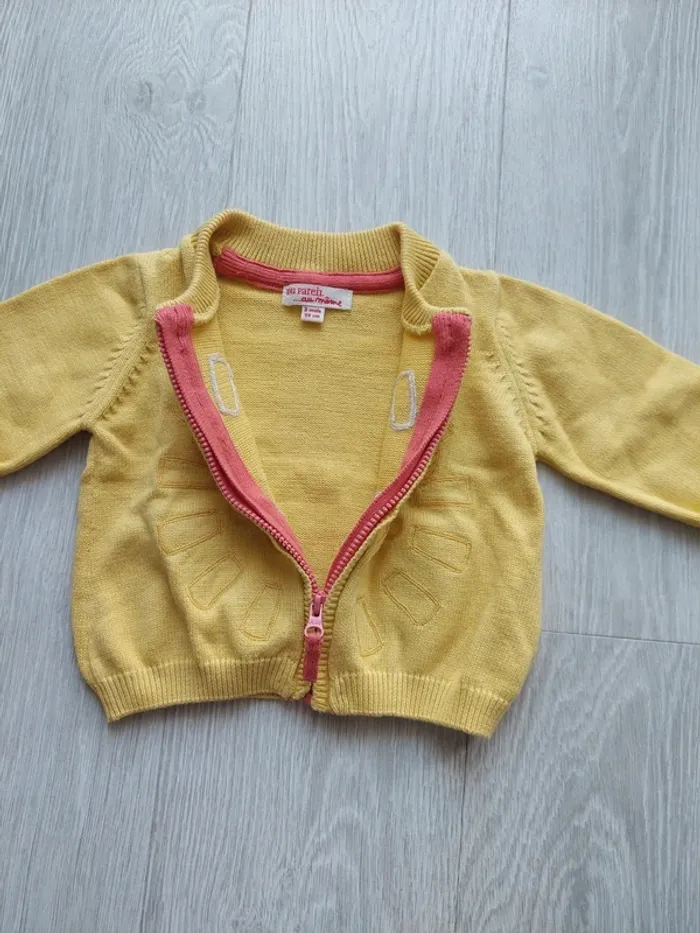 Pull zippé 3 mois - photo numéro 6