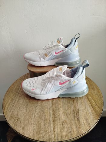 Baskets Nike T 38,5