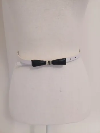 Ceinture blanche fantaisie taille haute noeud