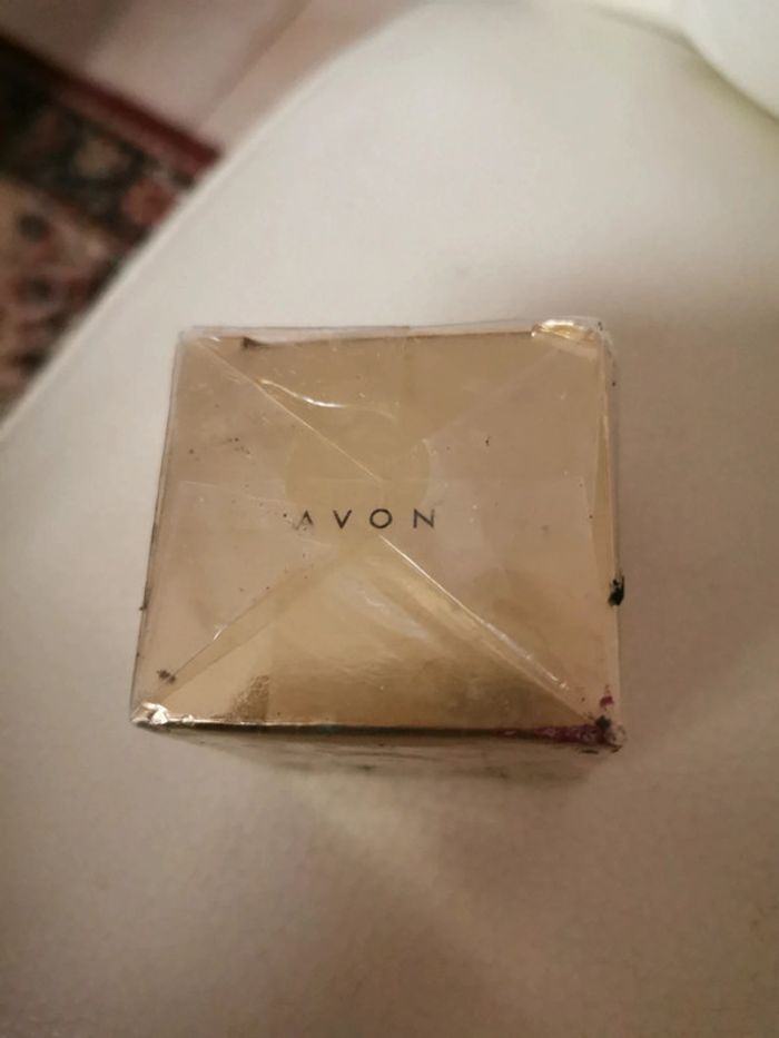 Crème de jour reparatrice anti âge Avon neuf - photo numéro 2