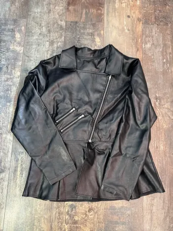 Veste simili cuir taille 40-42