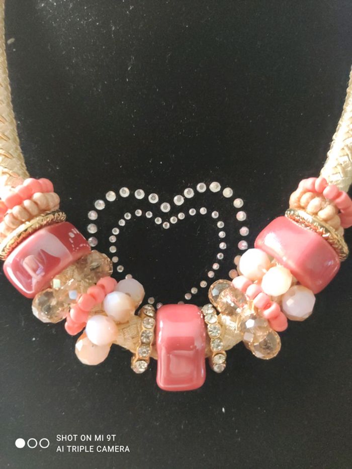 Collier rose corail - photo numéro 1
