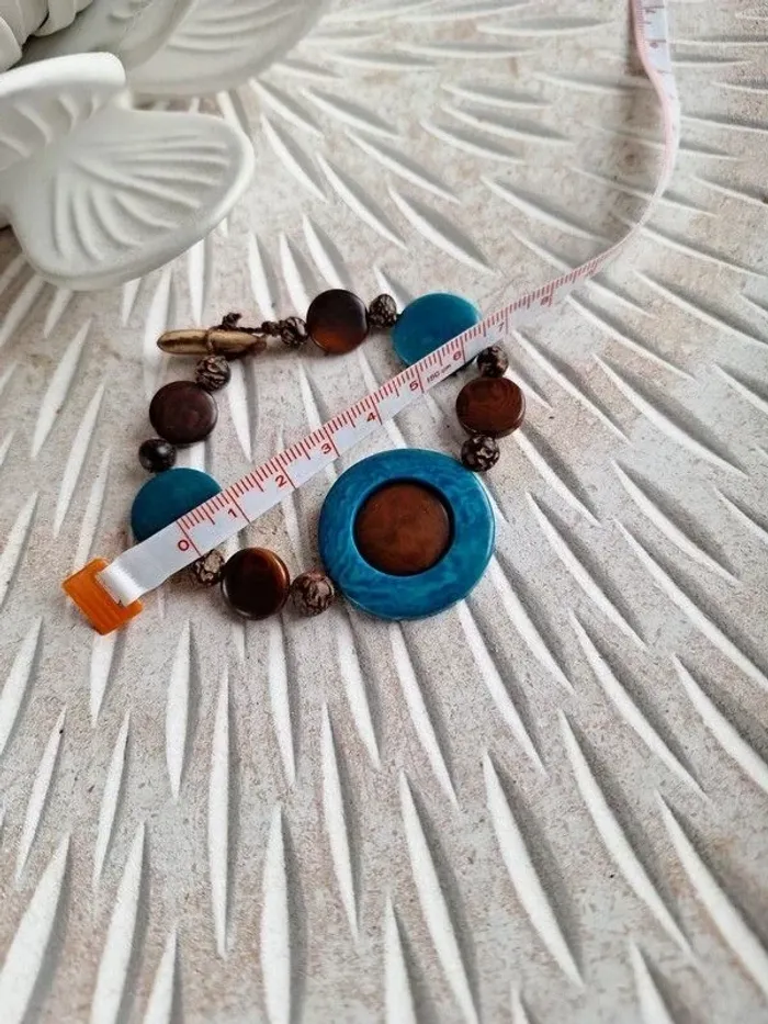 bracelet en bois - photo numéro 4