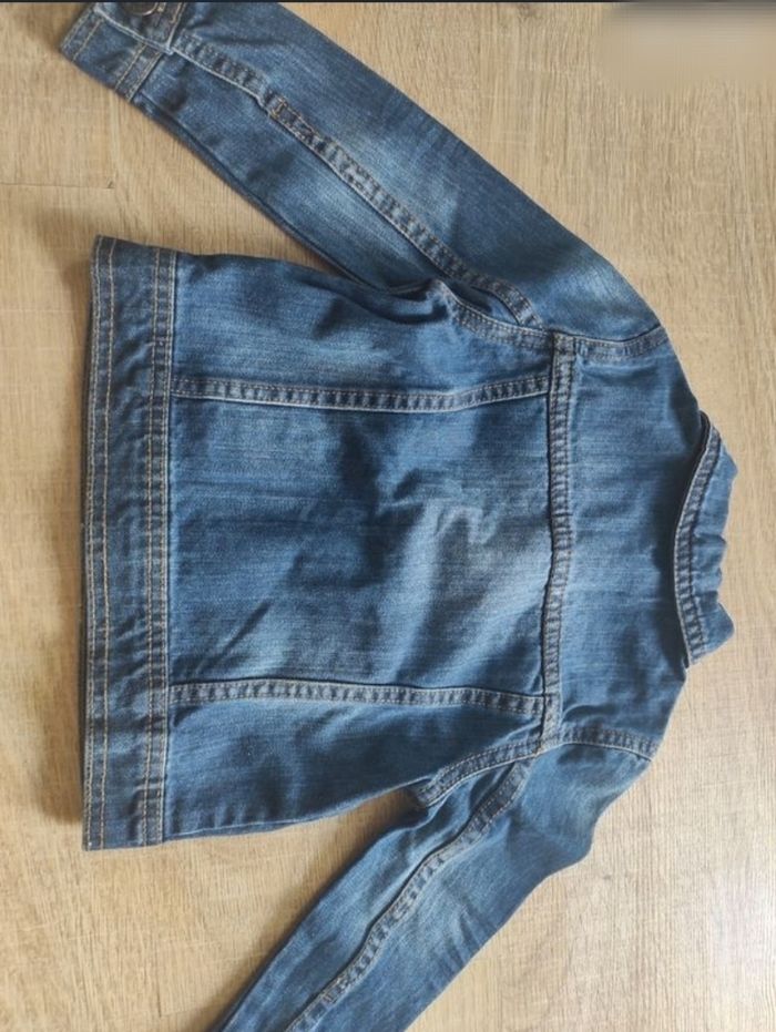 Veste en jean neuve 3 ans - photo numéro 3