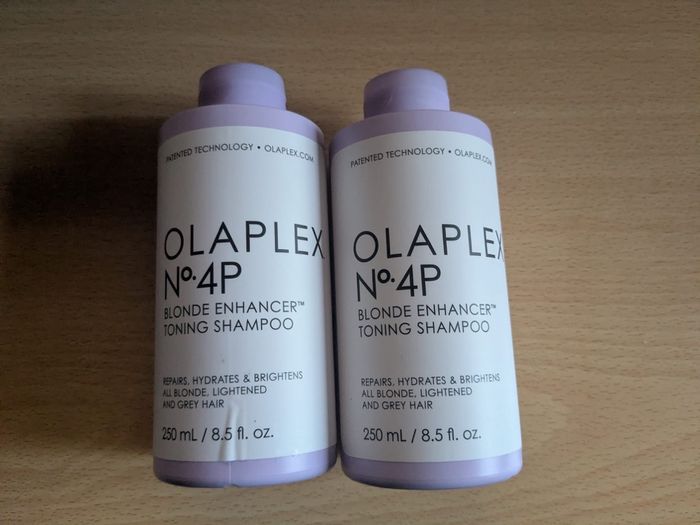 Lot de 2 shampoings Neufs Olaplex Numéro 4P de 250ml - photo numéro 2