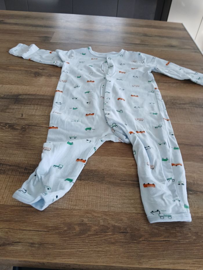 Lot 3 pyjamas 9 mois - photo numéro 4
