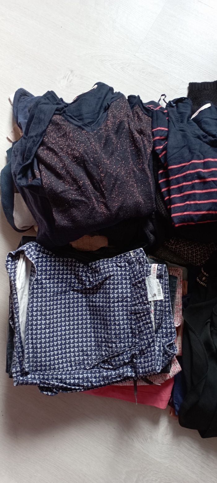 Lot vêtements femme - photo numéro 2