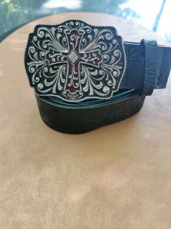 Ceinture motif croix chevalier templier