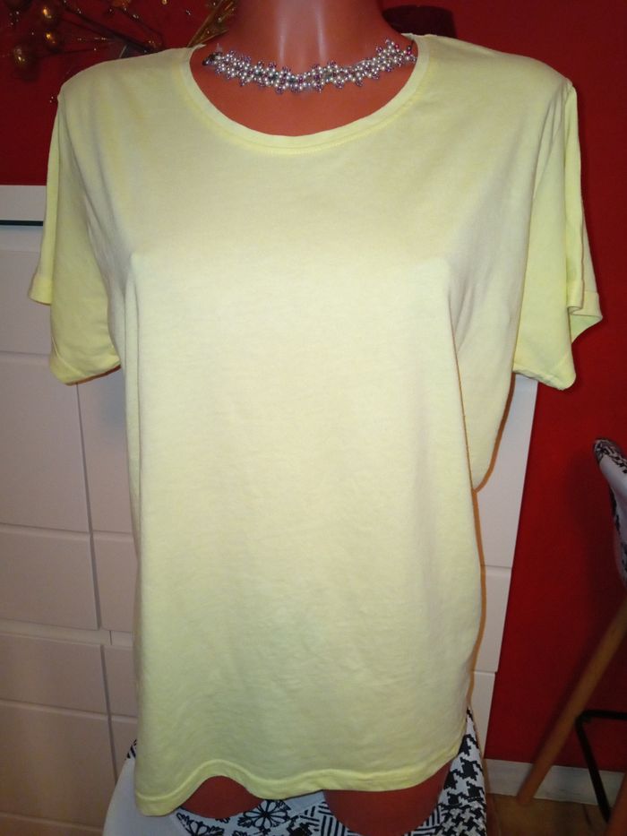 T shirt jaune Primark taille XL