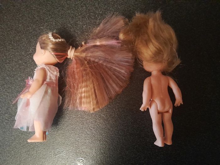 Lot de 2 mini poupées rares cotées 94 barbie magic of pegasus - photo numéro 2