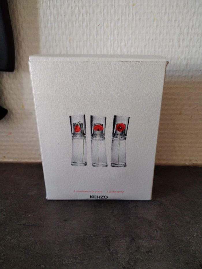 Lot de 3 vaporisateurs de poches Flower by Kenzo neuf - photo numéro 3