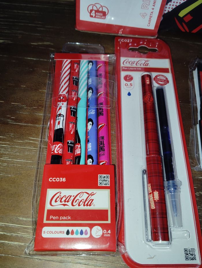 Lot d'accessoires papeterie Coca cola - photo numéro 2