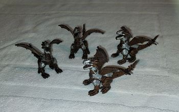 Lot de 4 figurines dragon volant plastique vintage