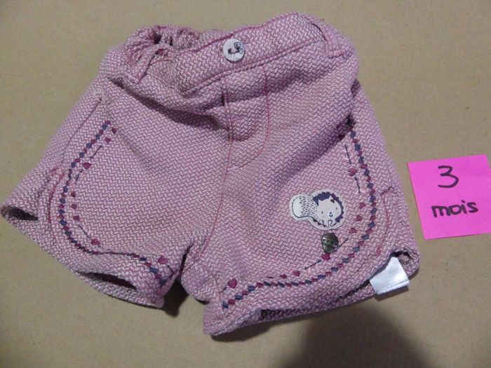 Short rose écureuil brodé sergent-major 3 mois bébé fille