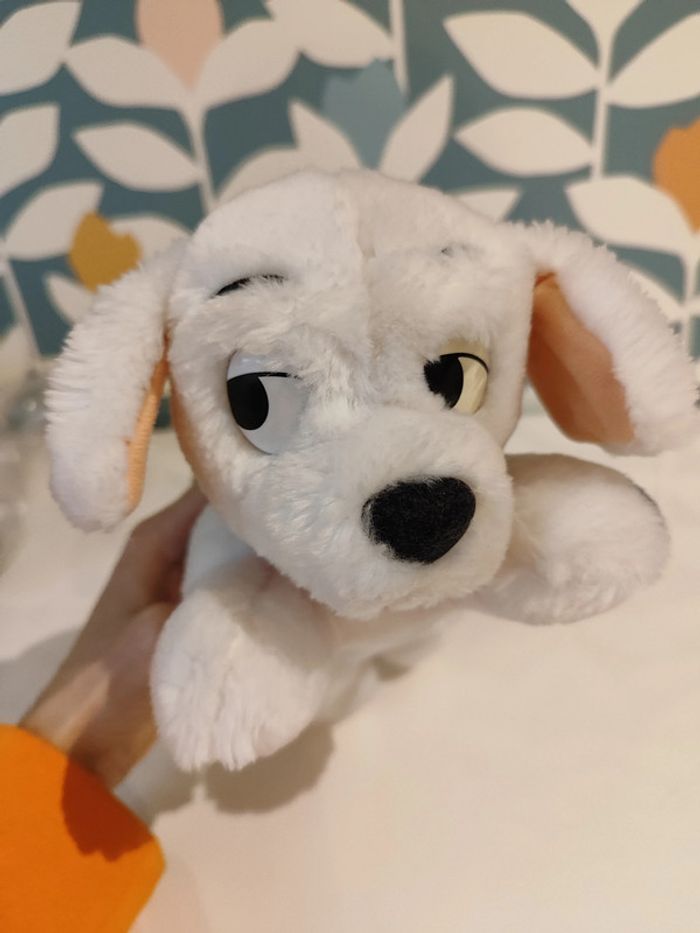 Peluche chien 101 dalmatiens Disney