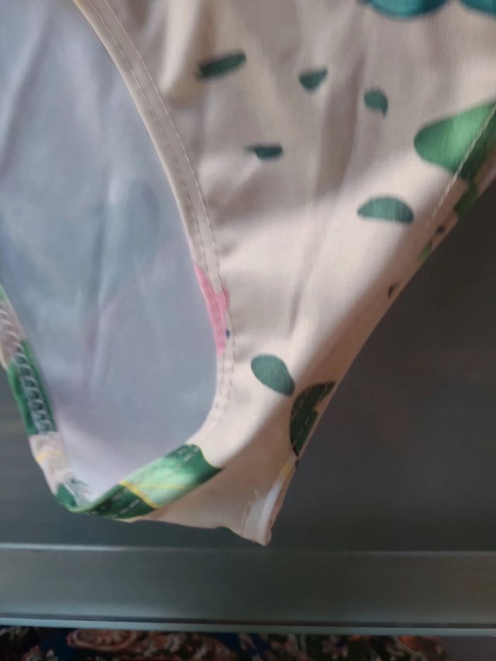 Maillot de bain 1 piece - photo numéro 4