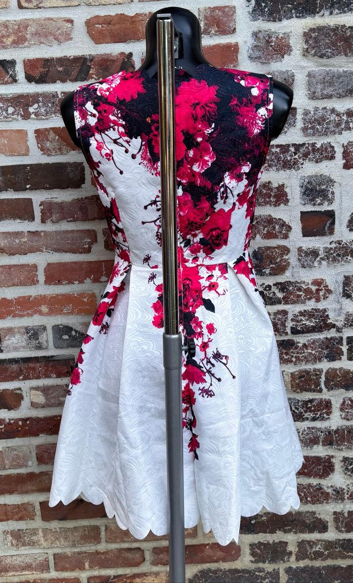 🌸 Robe blanche à imprimé floral – Taille 34 (XS) – Shein 🌸 - photo numéro 7