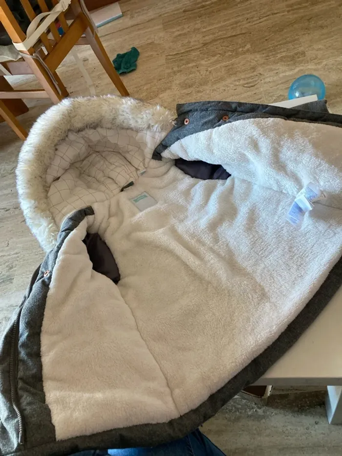 Beau manteau 18mois - photo numéro 4