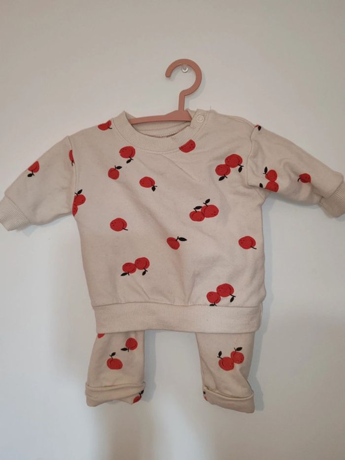 Ensemble 1 mois fille