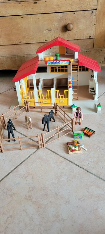 Centre équestre playmobil 