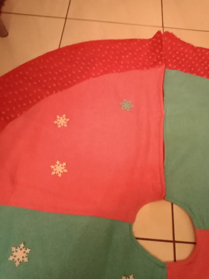 Tapis dessous de sapin père noël en relief - photo numéro 7