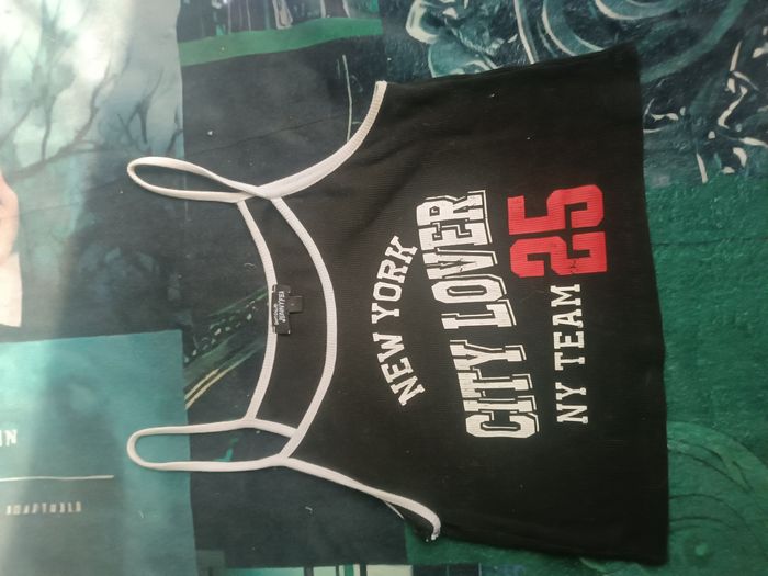 Crop top noir - photo numéro 2