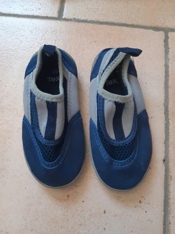 Chaussures d'eau pointure 26