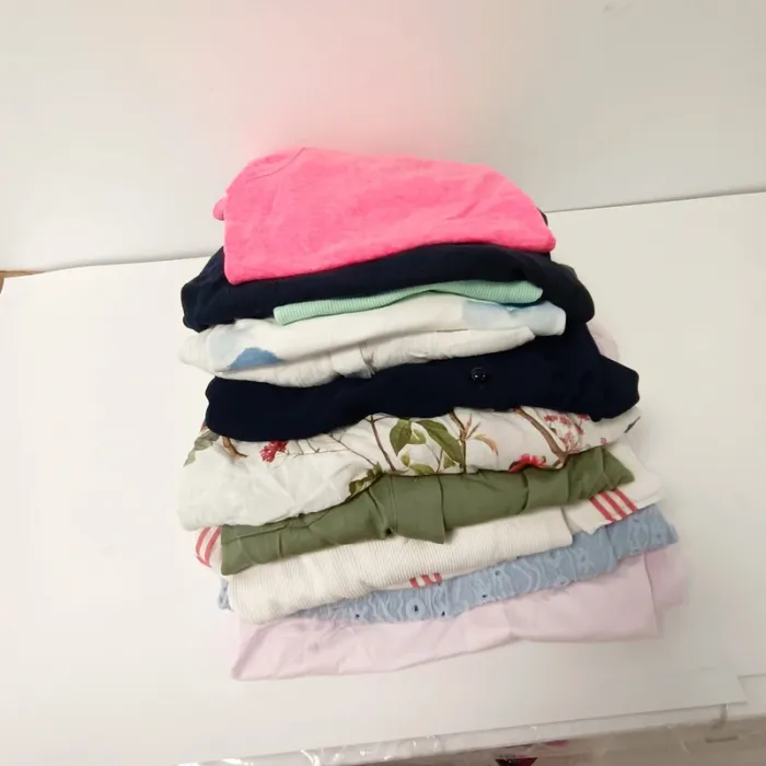 12 tops taille S Chemise Tshirt top Très bon état  LOT014