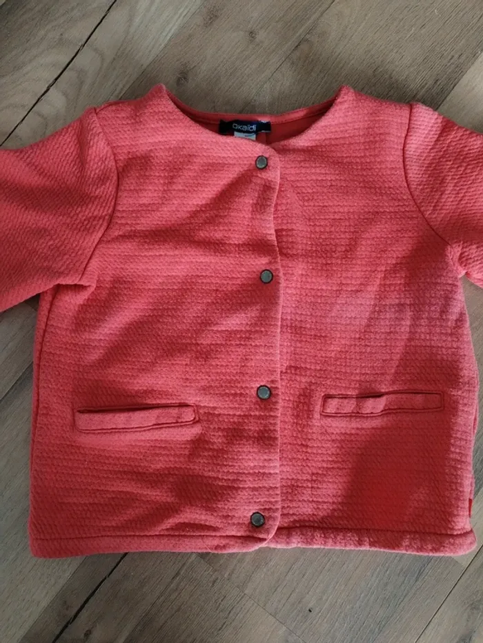 Gilet avec boutons fille 4 ans Okaïdi - photo numéro 2