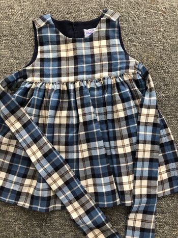 Très jolie petite robe chasuble 12 mois