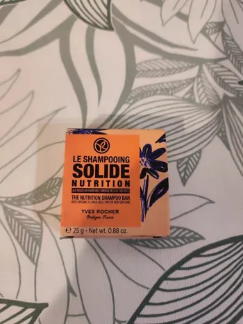 Yves rocher le shampooing solide nutrition 25g valeur 8 € exp 04/27