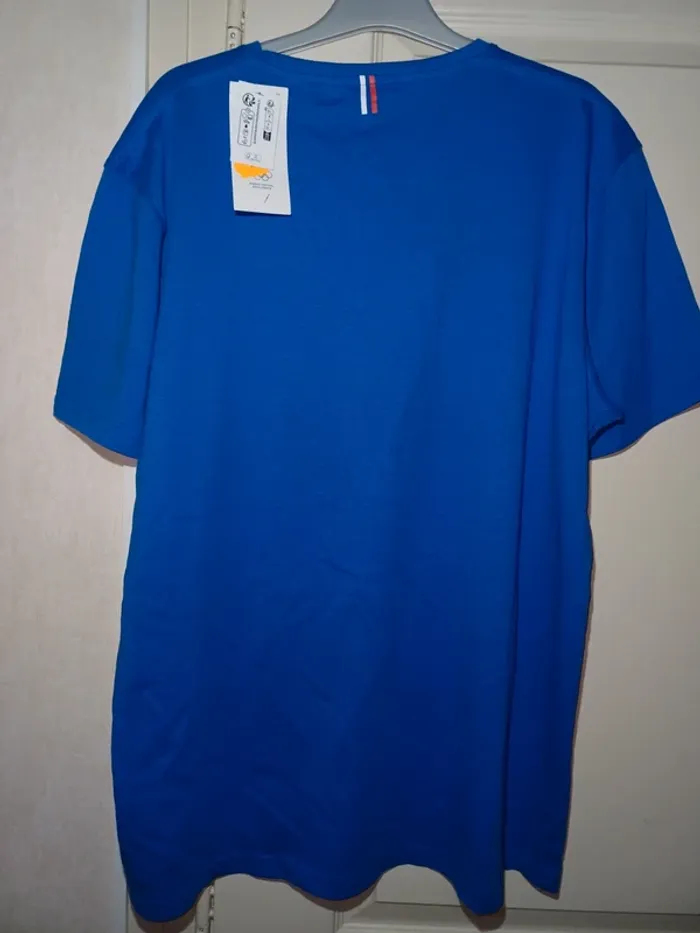 T-shirt Official - photo numéro 2