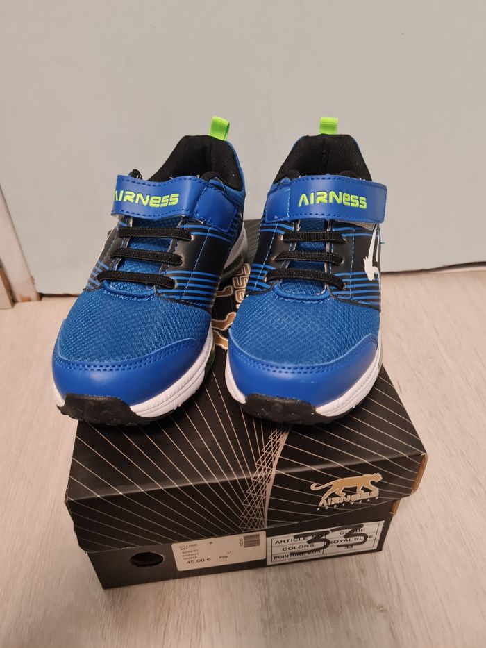 Baskets Airness P33 Neuves