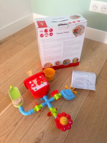 Jouet de bain tuyaux folies Sophie la girafe 