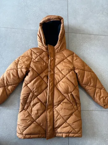 Doudoune Kiabi marron, taille 8 ans, très bon état