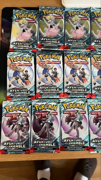 Lot de booster Pokémon ouvert ev9