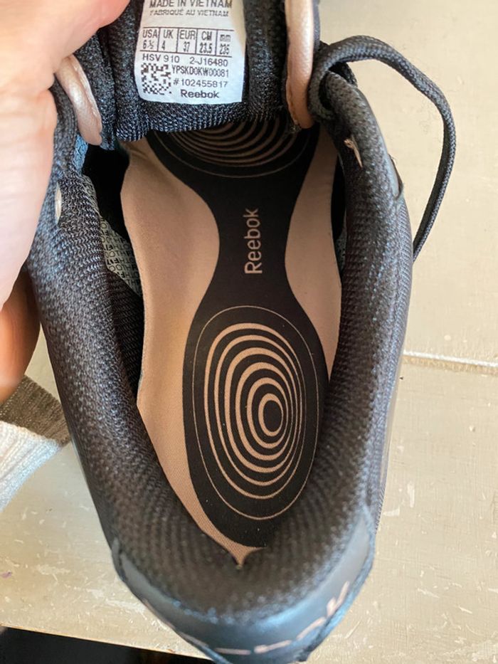 Basket vintage Reebok easy tone moving air inside smooth fit noire et rosé taille 37 - photo numéro 16