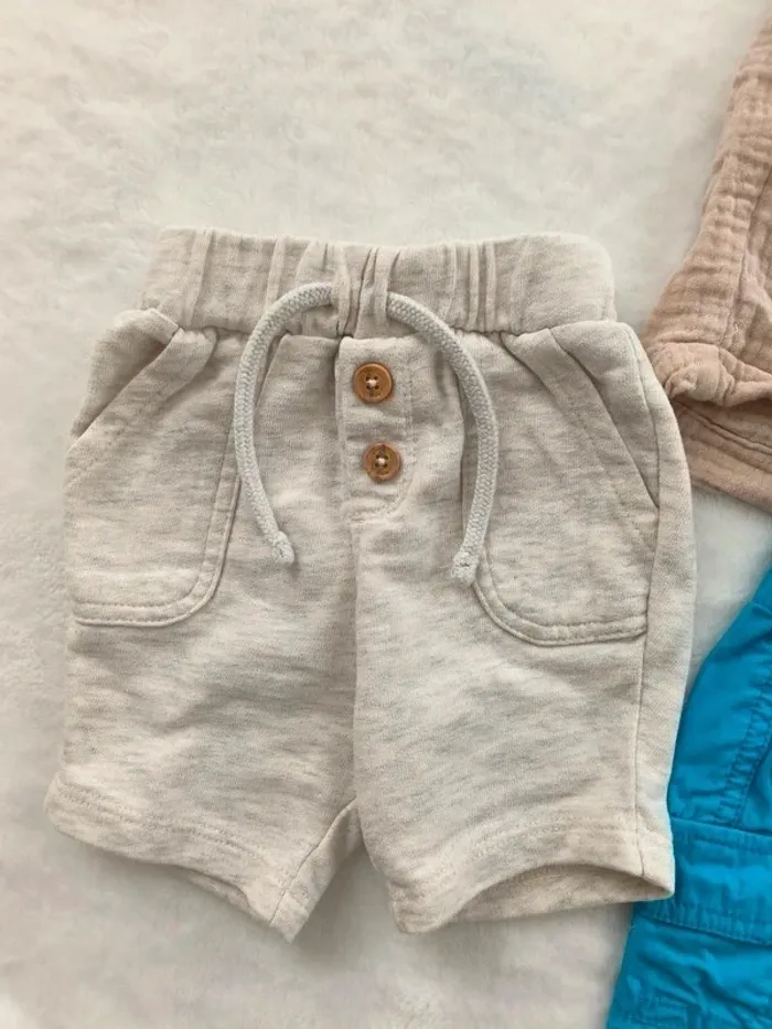 Lot de 3 shorts bébé 3 mois - photo numéro 2