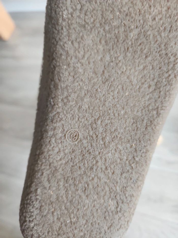 Bottes daim beige fourrées T39 - photo numéro 13