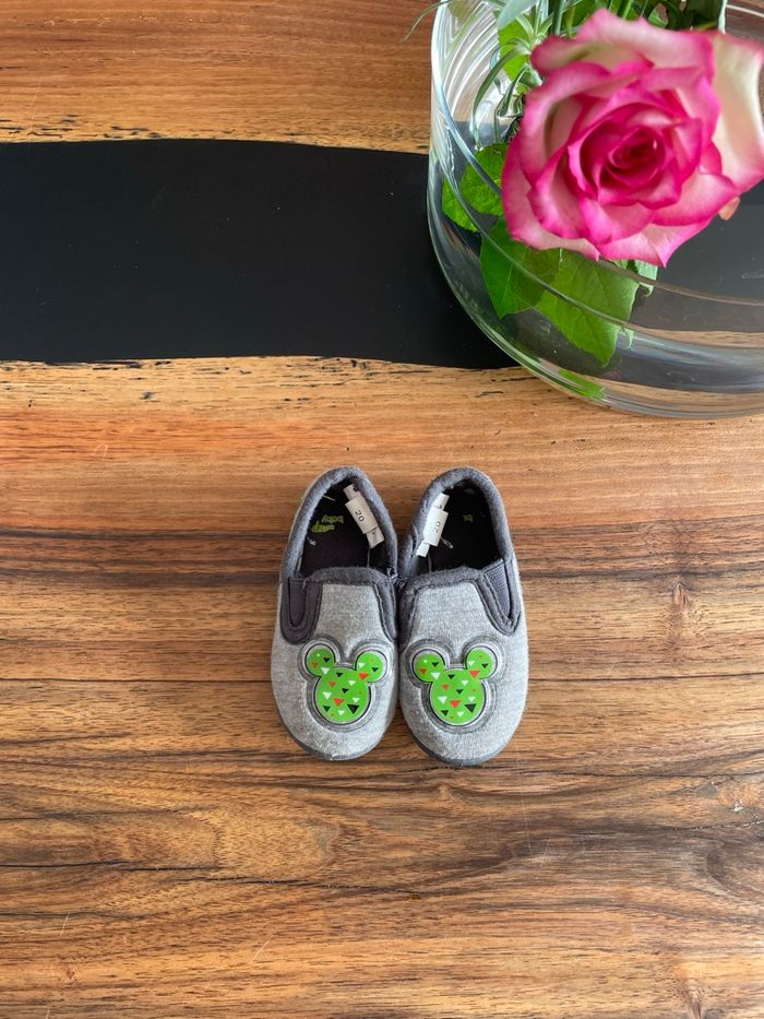 Lot de chaussures bébé - taille 18 - photo numéro 8