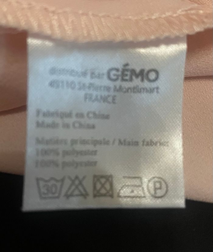 Haut rose pâle et noir »Gémo »manches longues - photo numéro 7