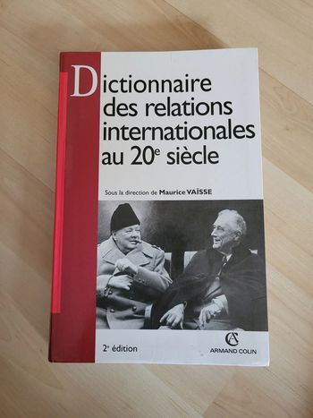 Dictionnaire des relations internationales au 20ème siècle