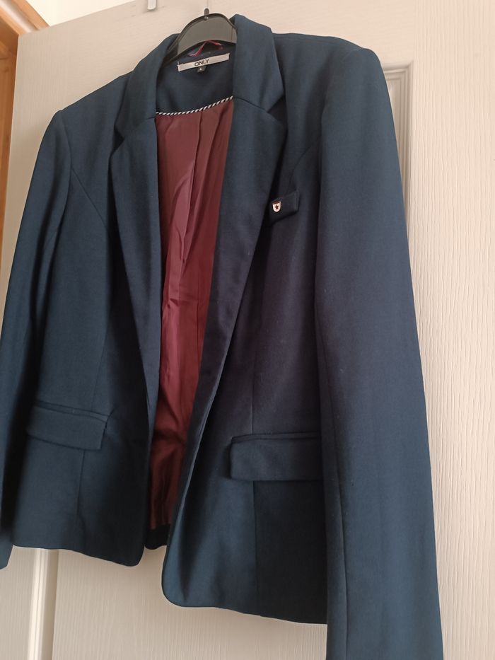 Veste tailleur - photo numéro 3