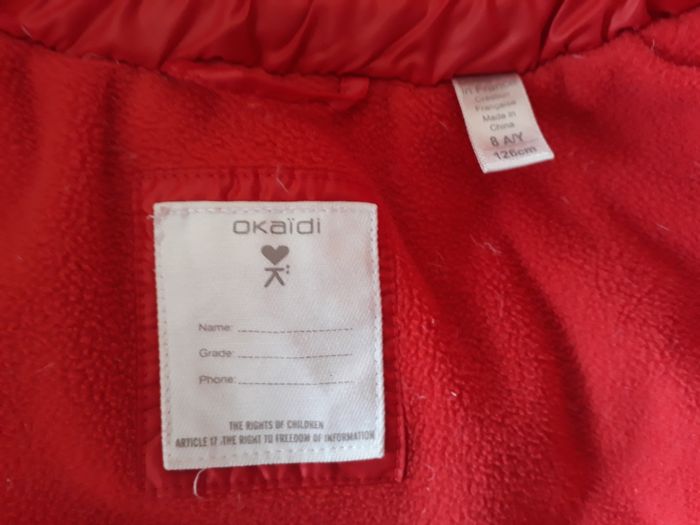 Anorak a capuche rouge Okaidi  8 ans - photo numéro 3