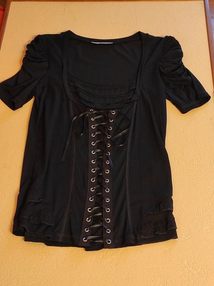 Haut noir à lacets - photo numéro 5