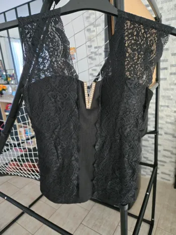 Haut noir habillé Giorgia
