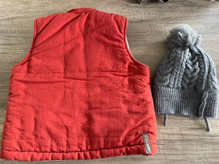 Doudoune sans manches + bonnet -18M- - photo numéro 2
