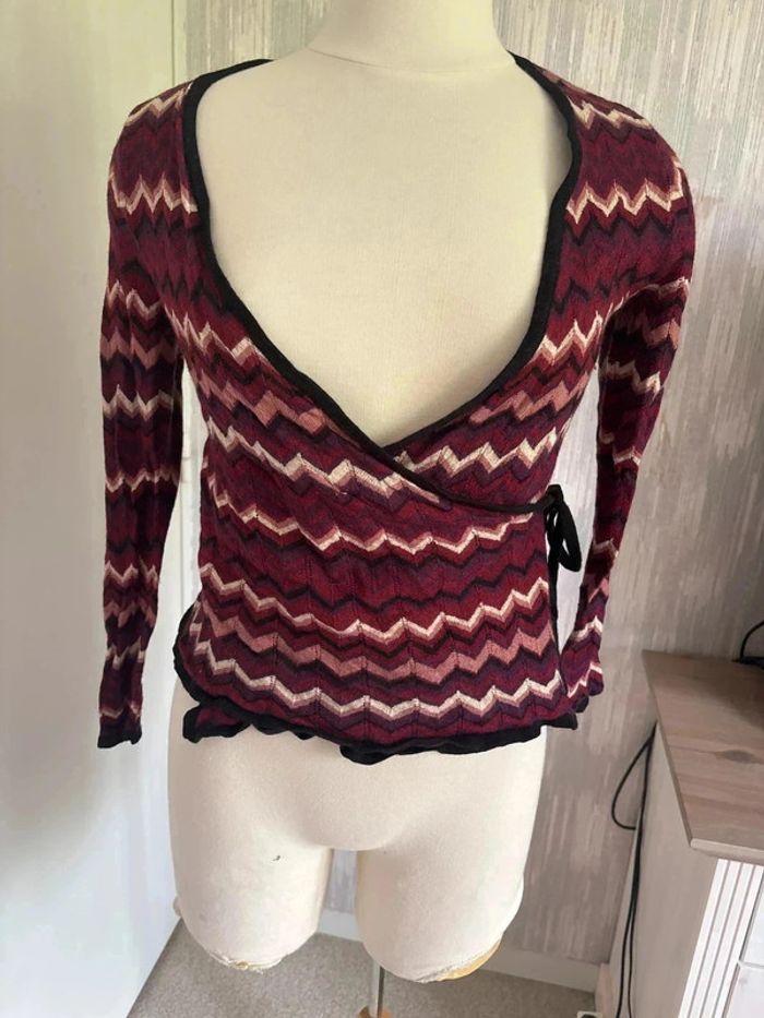 Haut cache cœur à motif zigzag taille 44/46 marque Sara Kelly•