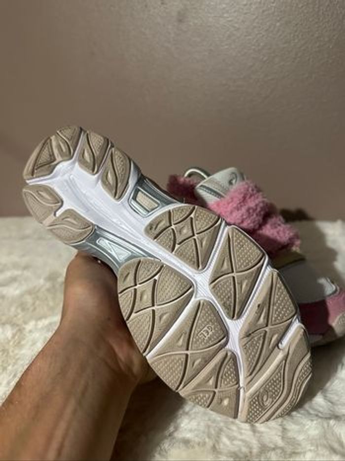 Asics nyc rose fluffy t38 - photo numéro 6